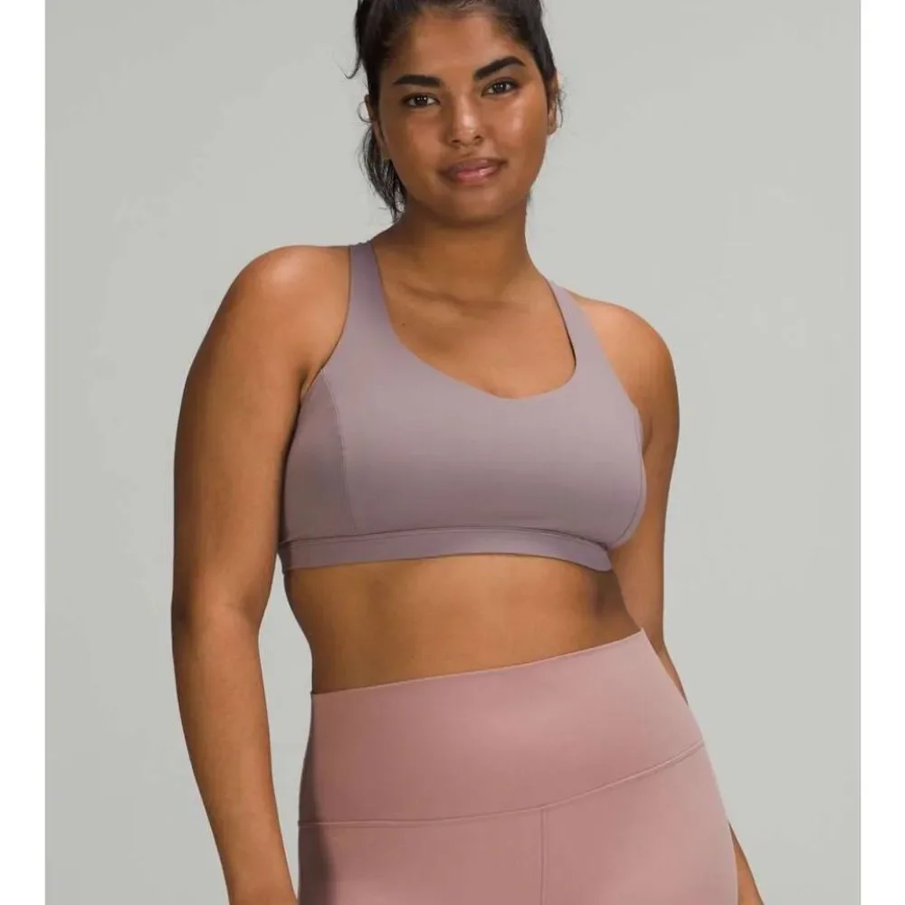 Lululemon Free to Be Serene Light Bra   EUC